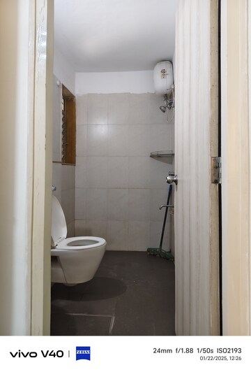 Bathroom in 1.5 BHK Apartment at Lodha Palava City, Dombivli East – for Rent