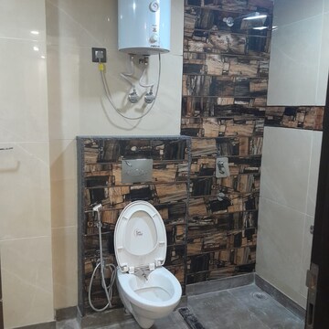 Bathroom in 3 BHK Builder Floor at Sector 47 – for Rent