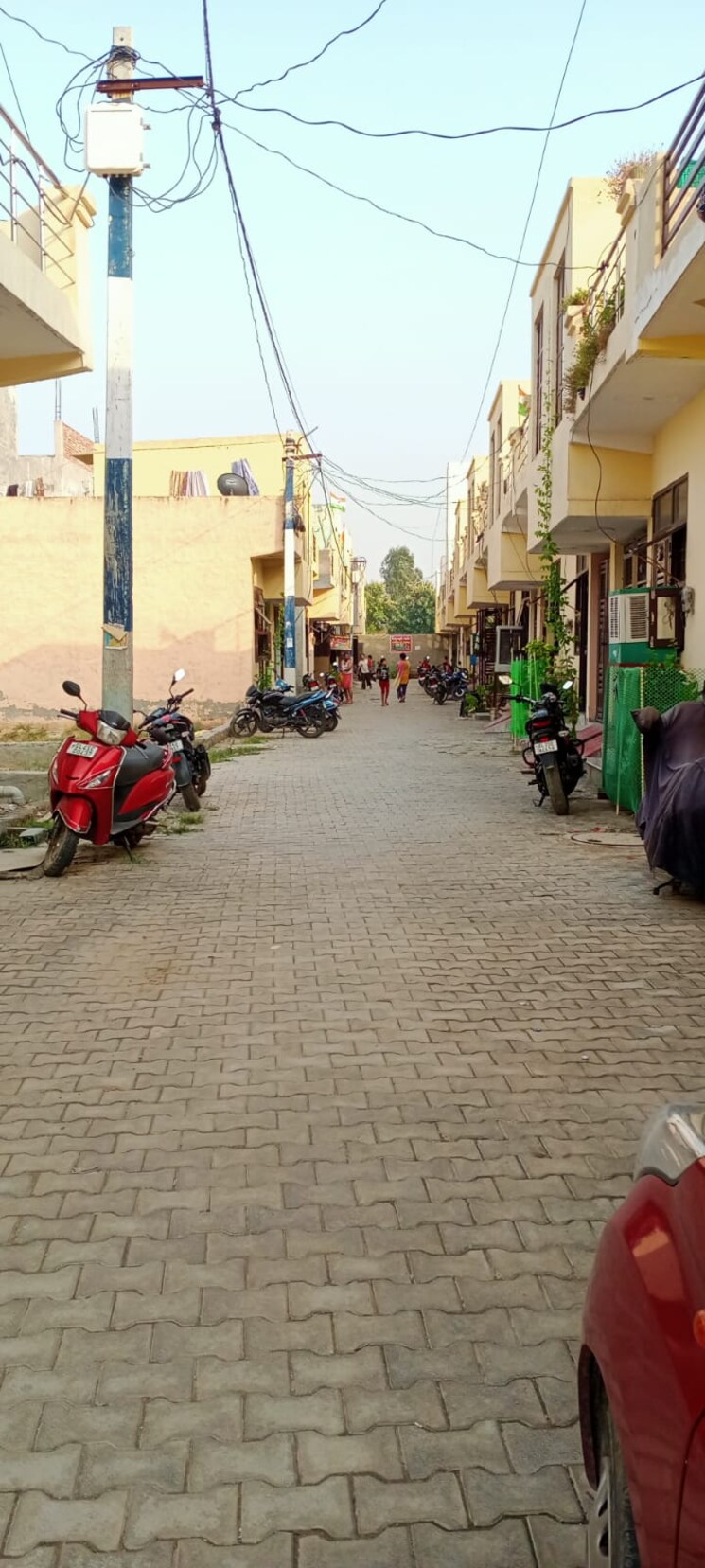  Parking, vrindavan-garden 1 Bedroom 60 Sq.Yd. Independent House In Sector 16b Greater Noida Greater Noida 8104089