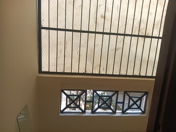 Furnished Amenities in 3.5 BHK Builder Floor at Ardee City, Sector 52 – for Rent