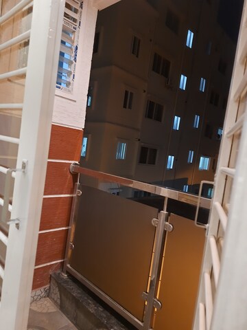 Furnished Amenities in 3 BHK Apartment at Hbr Layout – for Rent