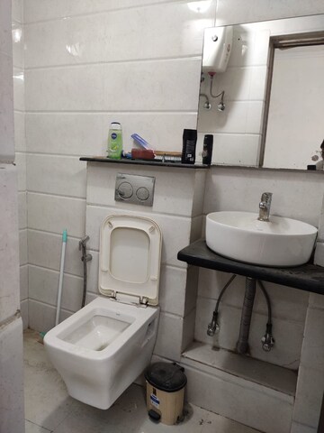 Bathroom in 2 BHK Builder Floor at Ansal Sushant Lok I, Sector 43 – for Rent