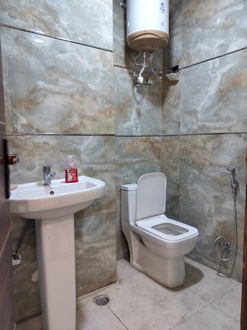Attached Bathroom in 3 BHK Builder Floor at Chattarpur – for Rent