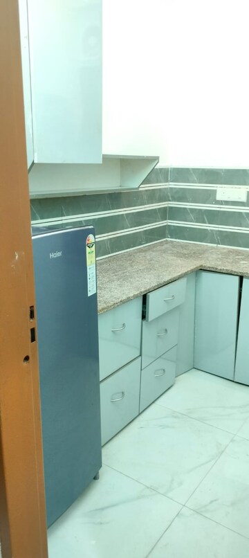 Kitchen in 1.5 BHK Builder Floor at Sector 23 – for Rent