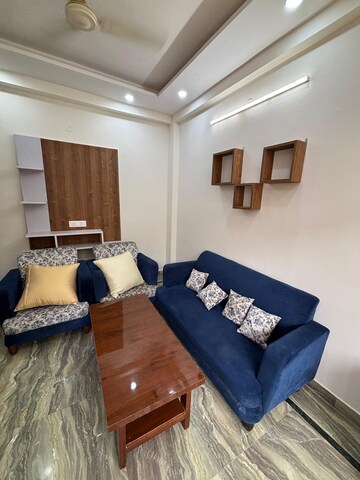 Living Room in 2 BHK Builder Floor at Ansal Sushant Lok I, Sector 43 – for Rent