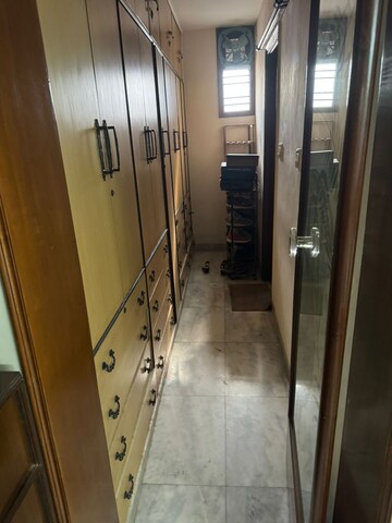 Building Lobby in 3 BHK Apartment at Mansrowar Apartment, Sector 61 – for Rent
