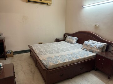 Bedroom in 3 BHK Apartment at Mansrowar Apartment, Sector 61 – for Rent