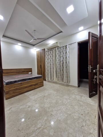 Bedroom in 3 BHK Builder Floor at Sector 9 – for Rent