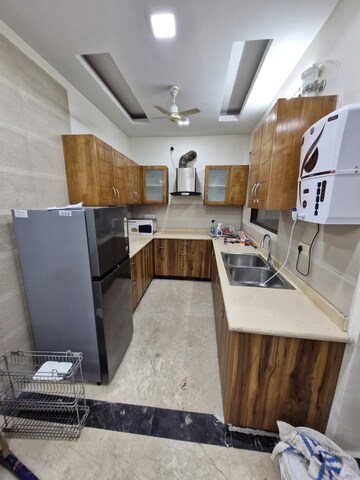 Master Bedroom in 3 BHK Builder Floor at Sector 9 – for Rent