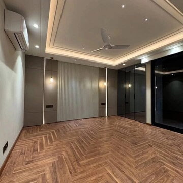 Bedroom in 3 BHK Apartment at Emaar Emerald Floors Premier, Sector 65 – for Rent