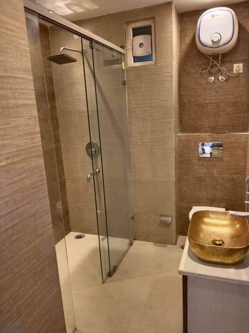 Furnished Amenities in 3 BHK Apartment at Emaar Emerald Floors Premier, Sector 65 – for Rent