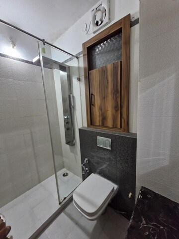 Master Bedroom in 3 BHK Builder Floor at Sector 7 – for Rent