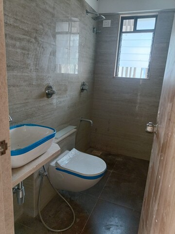 Bathroom in 2 BHK Apartment at Sheth Vasant Oasis, Andheri East – for Rent
