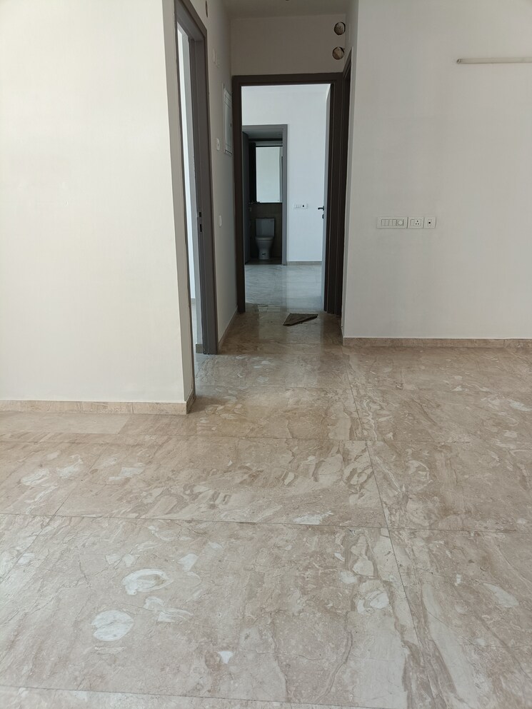 Room, hiranandani-woodville 2 Bedroom 1040 Sq.Ft. Apartment In Ghodbunder Road Thane 8104410