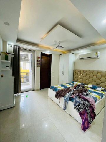 Bedroom in 2 BHK Apartment at Emaar Emerald Estate, Sector 65 – for Rent