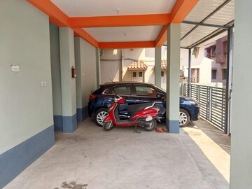 Parking in 2 BHK Builder Floor at Behala – for Sale