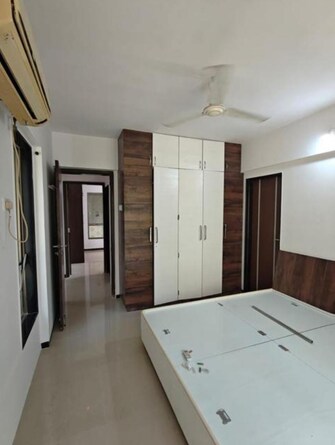 2 BHK Apartment For Rent in Blue Mountain Towers Shastri Nagar Mumbai  8104470