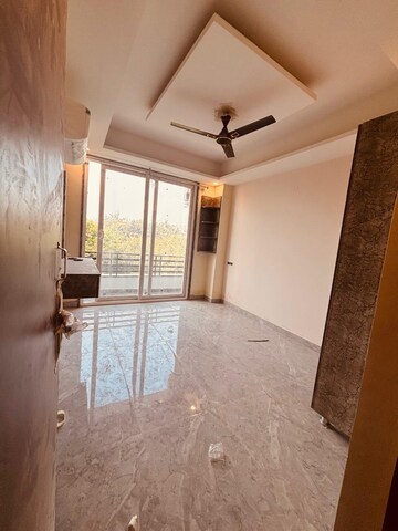 Room in 3 BHK Apartment at Bestech Park View City 2, Sector 49 – for Sale