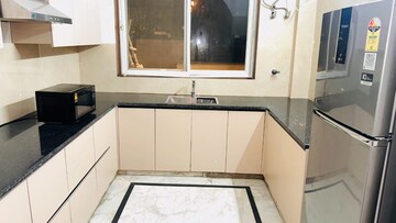 Kitchen in 2 BHK Builder Floor at Sector 27 – for Rent