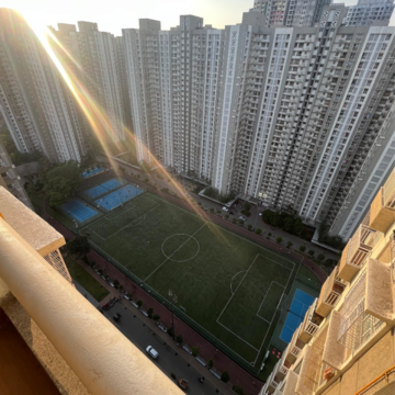 Balcony in 2 BHK Apartment at Lodha Amara, Sandoz Baug – for Rent