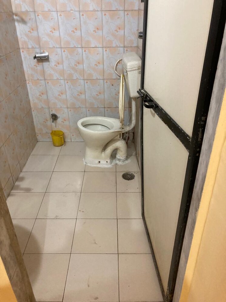 Bathroom, seawoods 2 Bedroom 910 Sq.Ft. Apartment In Seawoods Navi Mumbai 8104601