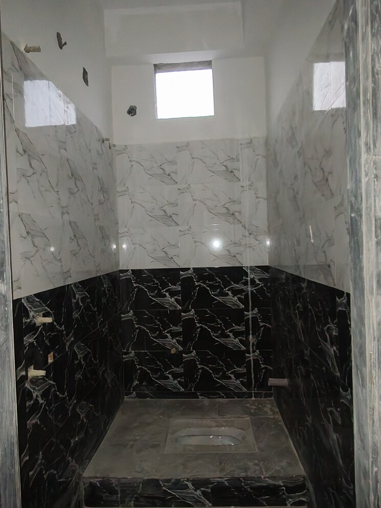 Bathroom, gandamguda 4 Bedroom 100 Sq.Yd. Independent House In Gandamguda Hyderabad 8104694