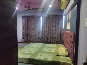 Bedroom in 2.5 BHK Apartment at Oberoi Realty Splendor, Jogeshwari East – for Rent
