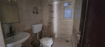 Bathroom in 3 BHK Apartment at Gardenia Golf City, Sector 75 – for Rent