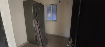 Room in 3 BHK Apartment at Gardenia Golf City, Sector 75 – for Rent