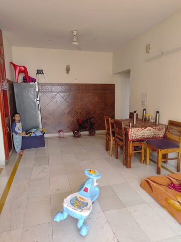 Furnished Amenities in 3.5 BHK Apartment at BPTP Freedom Park Life, Sector 57 – for Rent