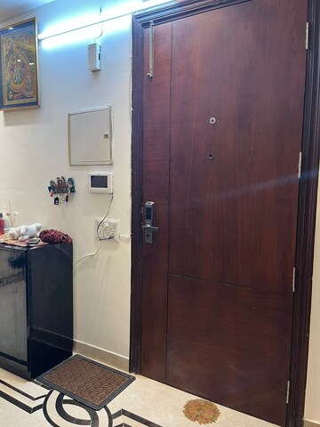 Furnished Amenities in 4 BHK Builder Floor at Ansal Sushant Lok I, Sector 43 – for Sale