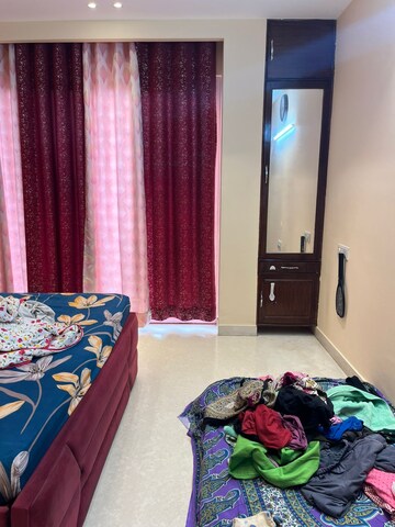 Bedroom in 4 BHK Builder Floor at Ansal Sushant Lok I, Sector 43 – for Sale