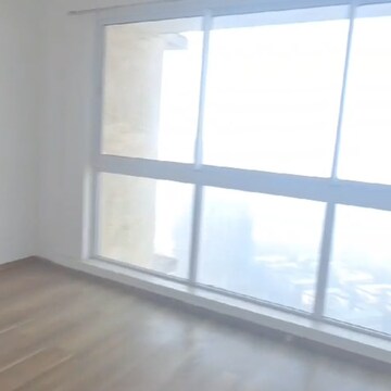 Room in 2 BHK Apartment at L&T Crescent Bay T2, Police Line – for Rent
