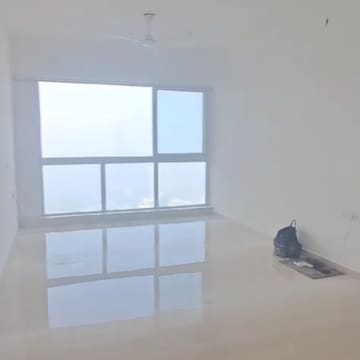 Room in 2 BHK Apartment at L&T Crescent Bay T2, Police Line – for Rent
