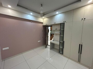 Room in 3 BHK Apartment at Prestige Tranquility, Budigere – for Rent