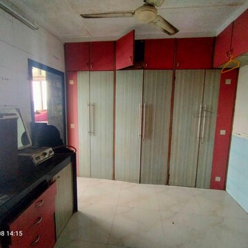 Bedroom in 1 RK Apartment at Wadala West – for Rent