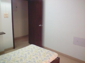 2 BHK Apartment For Rent in Swaraj Upasana Apartment Khar West Mumbai  8104809