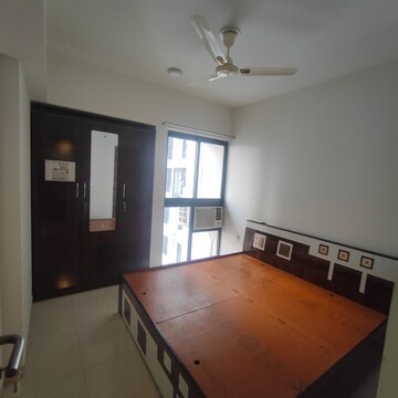 Room in 1 BHK Apartment at Lodha Quality Home Tower 2, Majiwada – for Rent