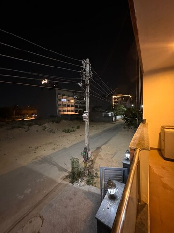 Parking in 3 BHK Builder Floor at Ameya One, Sector 42 – for Rent
