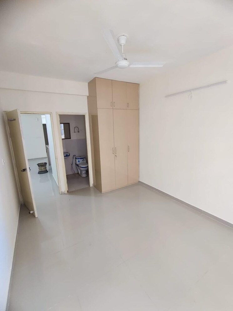 Cover Image, vatika-primrose-floors 3 Bedroom 1261 Sq.Ft. Builder Floor In Sector 82 Gurgaon 8104929