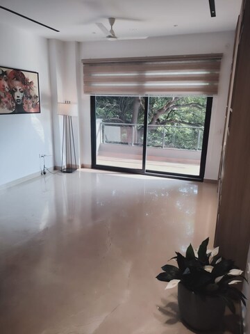 Room in 4 BHK Builder Floor at Ansal Sushant Lok I, Sector 43 – for Sale