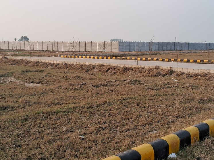 undefined, jewar  520 Sq.Yd. Plot In Jewar Greater Noida 8104962