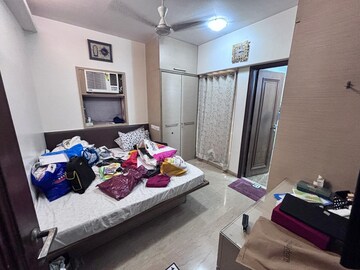Bedroom in 3 BHK Apartment at Khar West – for Rent