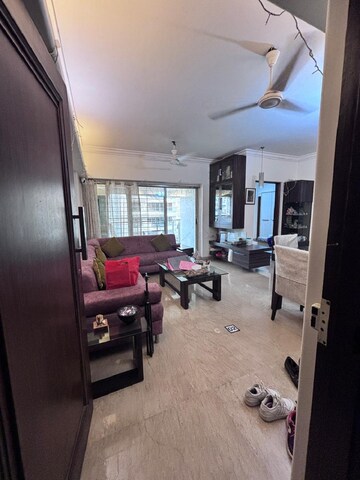 Parking in 3 BHK Apartment at Khar West – for Rent
