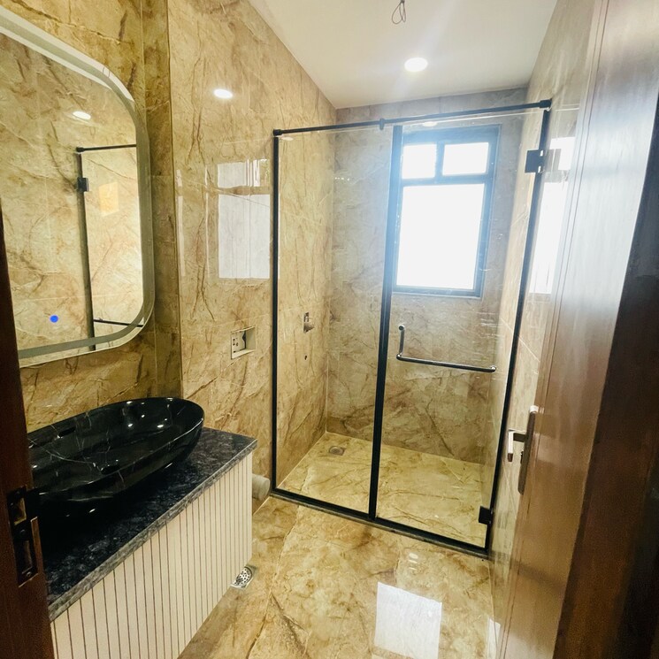 Kitchen, ansal-sushant-floors 4 Bedroom 300 Sq.Yd. Builder Floor In Sector 27 Gurgaon 8105008