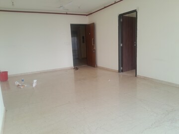 Room in 3 BHK Apartment at Spenta Alta Vista, Chembur – for Rent