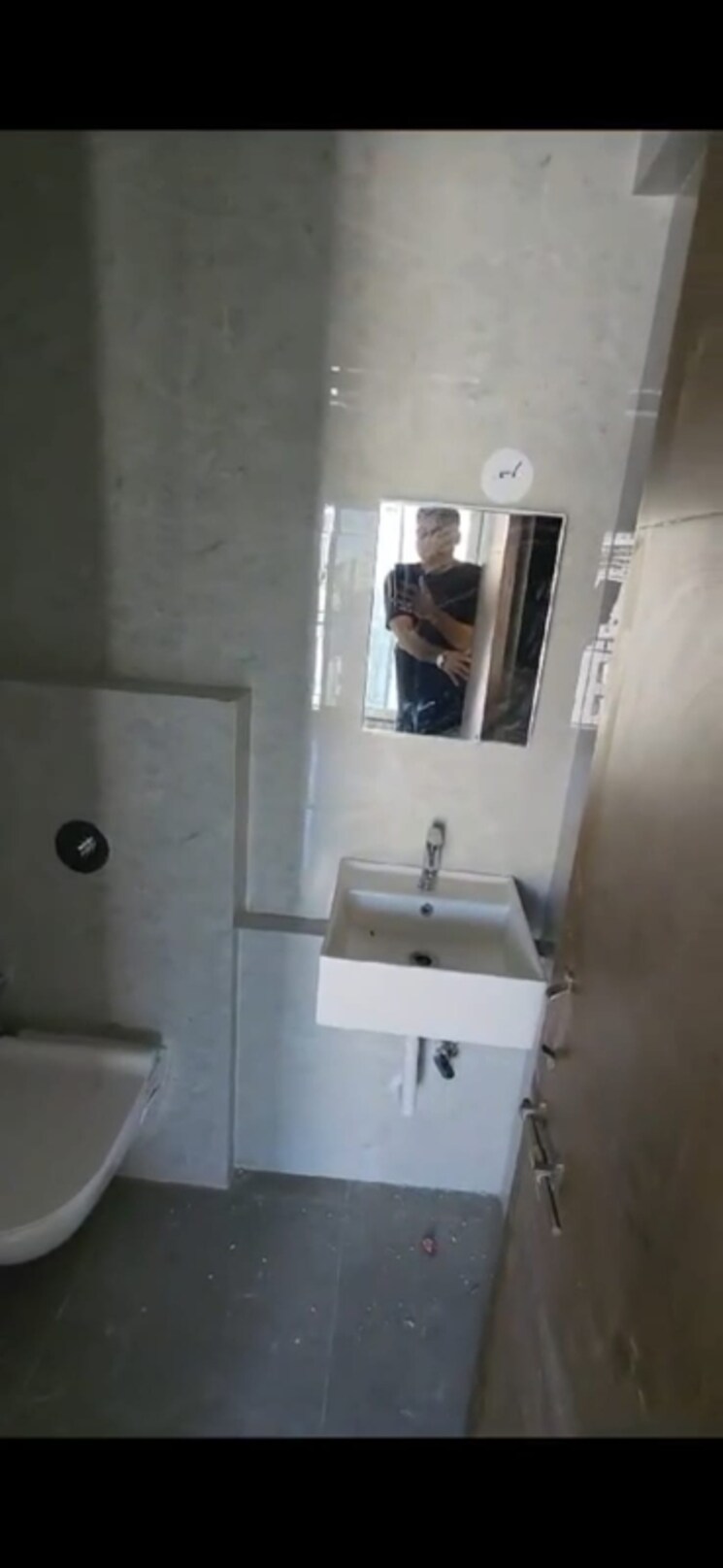 Bathroom, goregaon west 1 Bedroom 450 Sq.Ft. Apartment In Goregaon West Mumbai 8105057