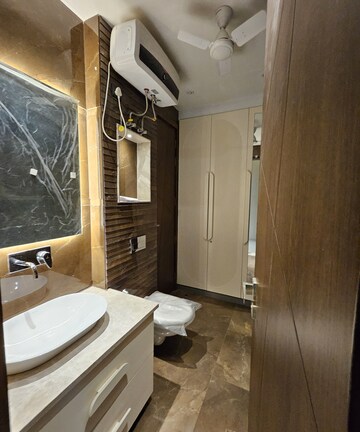 Bathroom in 4 BHK Builder Floor at Ansal Sushant Lok I, Sector 43 – for Rent