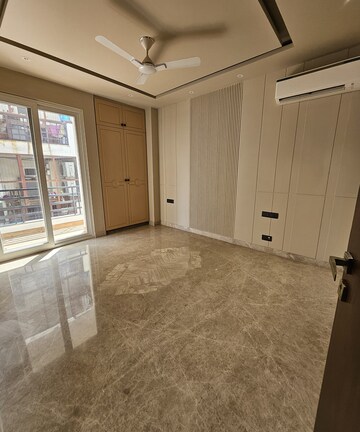 Bedroom in 4 BHK Builder Floor at Ansal Sushant Lok I, Sector 43 – for Rent