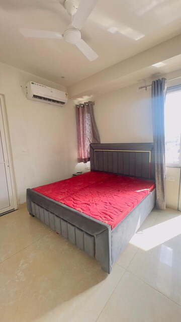 Bedroom in 1 BHK Apartment at Sector 17 – for Rent